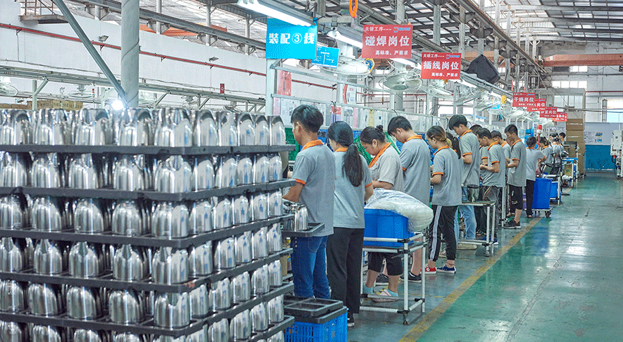 總裝車間生產線